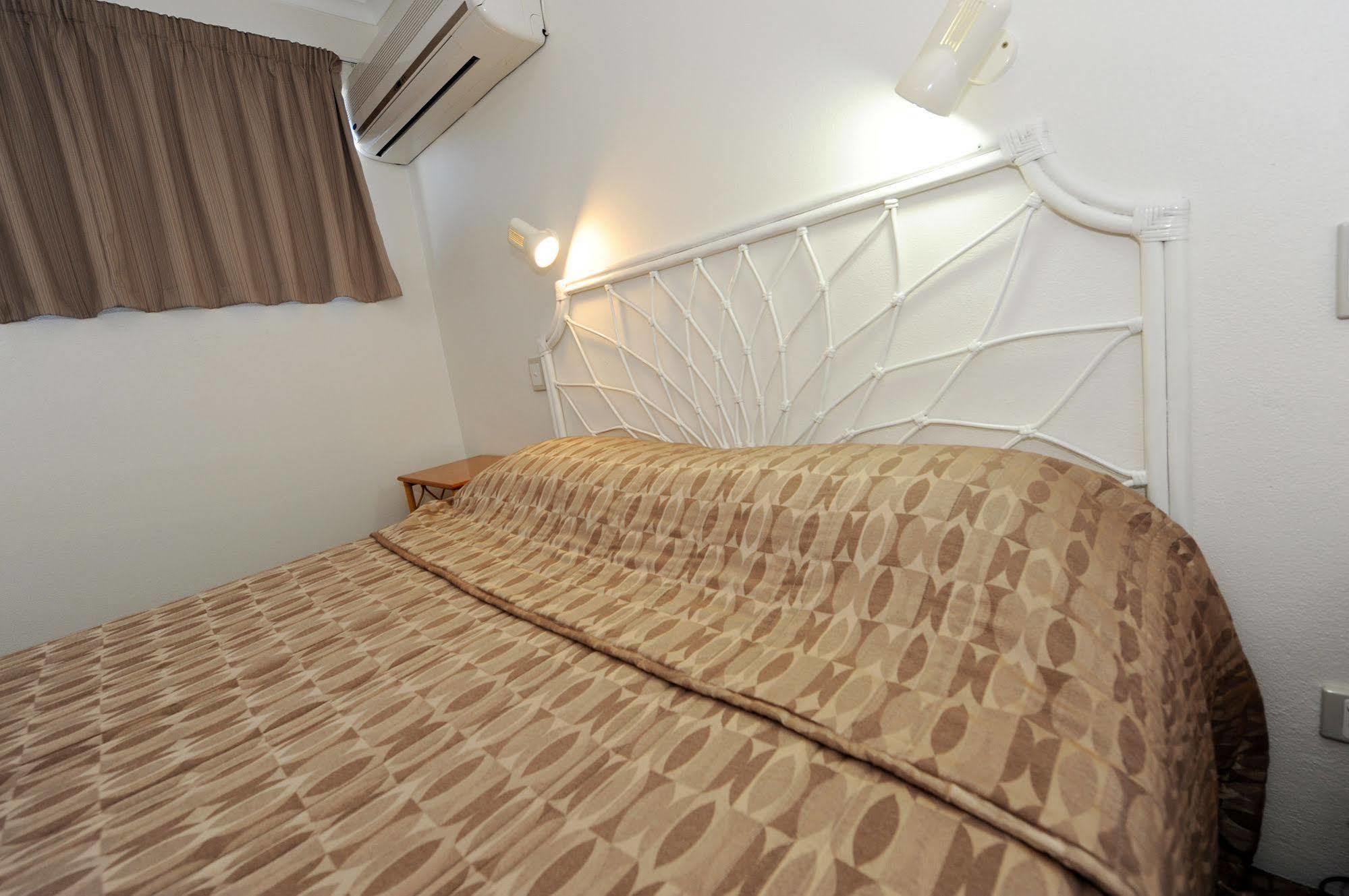 Reef Adventureland Motor Inn Tannum Sands Kültér fotó